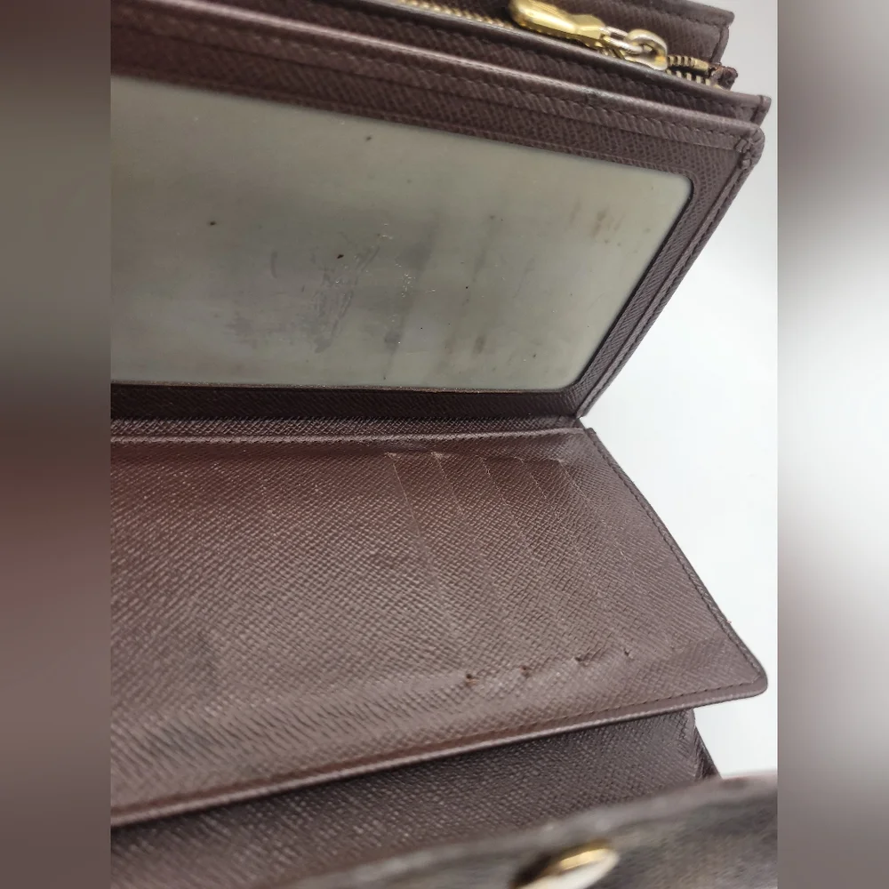 Louis Vuitton Vintage Wallet